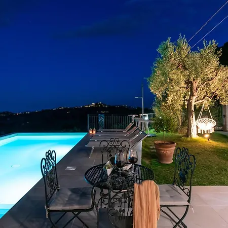 Villa Dimora Campo Delle Mura 4&2, Emma *