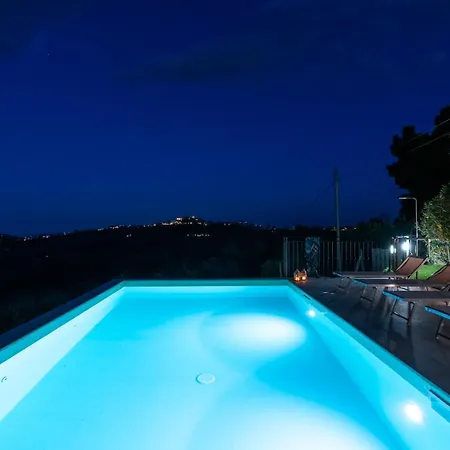 Dimora Campo Delle Mura 4&2, Emma 빌라 아쿠아비바 피세나