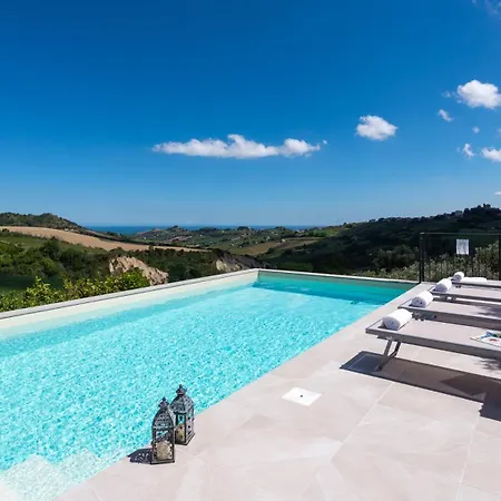 Dimora Campo Delle Mura 4&2, Emma * 아쿠아비바 피세나